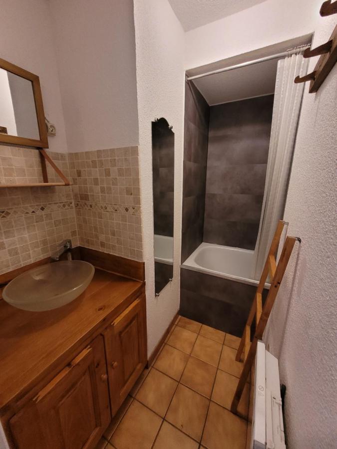 Appartement Le Flocon, Joli Petit Cocon 4 Pers En Rez De Jardin Draps Inclus Les Rousses Exterior foto