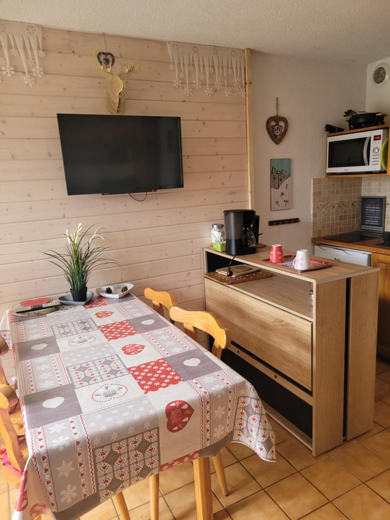 Appartement Le Flocon, Joli Petit Cocon 4 Pers En Rez De Jardin Draps Inclus Les Rousses Exterior foto
